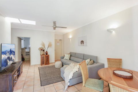 Baden 28 Rainbow Shores - Hobart Tourism 4