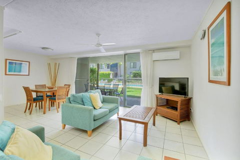 Baden 65 Rainbow Shores - Hobart Tourism 1