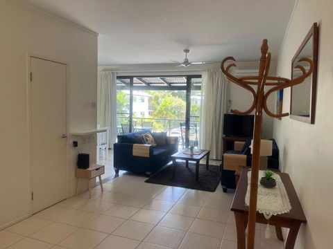 Baden 80 Rainbow Shores - Hobart Tourism 3