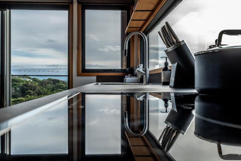 Baden House - Freycinet Holiday Houses - Hobart Tourism 1