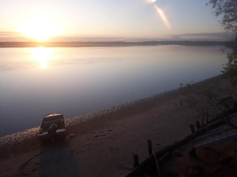 Baffle Creek Fishing Cabin - Hobart Tourism 0