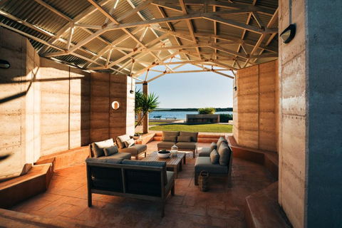 Baird Bay Seaside Villas - Hobart Tourism 4