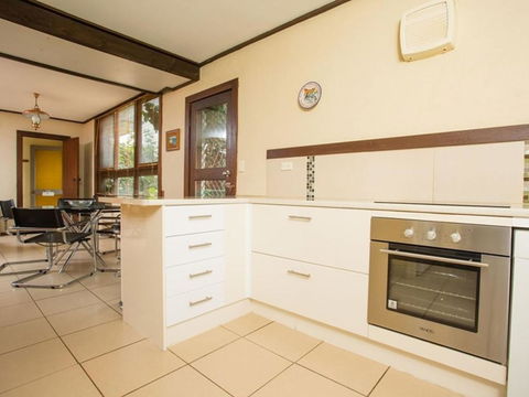 Banksia Seven - Hobart Tourism 2
