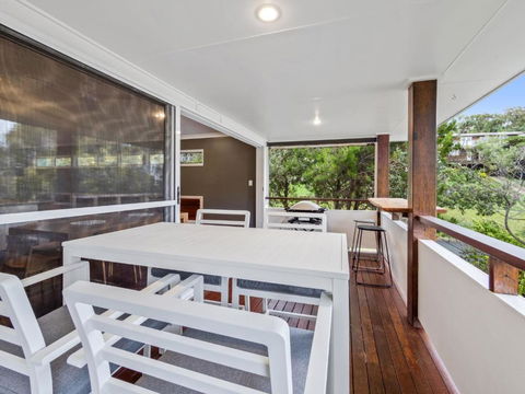 Banksia Beach House - Hobart Tourism 3