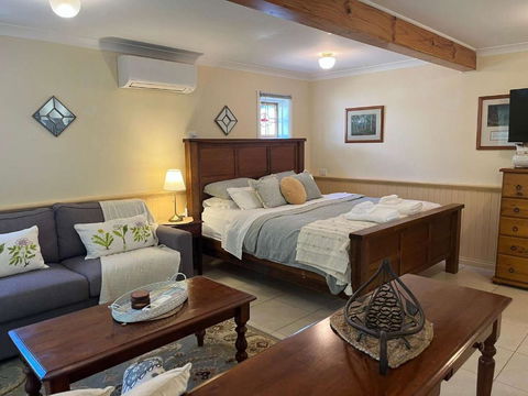 Banksia Cottage In Perth Hills - Hobart Tourism 0