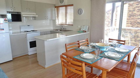 Banksia Court 4, 4 - 37 Clarence St - Hobart Tourism 4