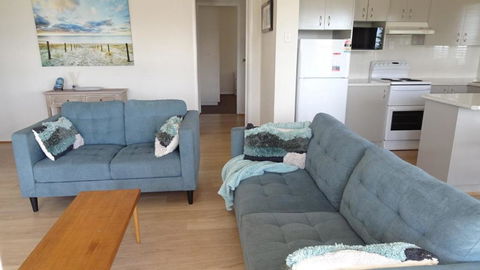 Banksia Court 4, 4 - 37 Clarence St - Hobart Tourism 3
