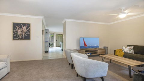 Banksia Villa Umina Beach - Hobart Tourism 0