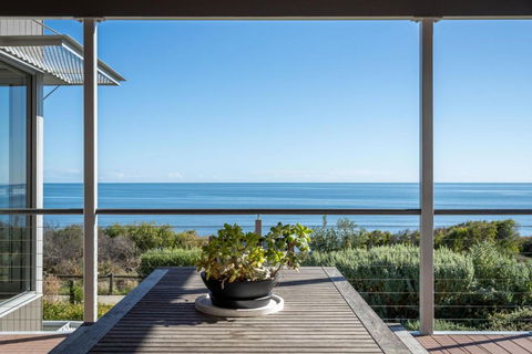 Banyandah I Private Properties - Hobart Tourism 4