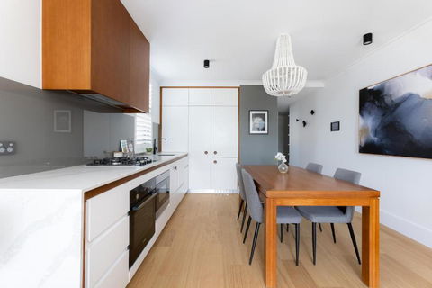 Barangaroo Park Apartments By Urban Rest - Hobart Tourism 3