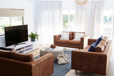 Barefoot Bungalow - Beachfront Byron Bay - Hobart Tourism 4