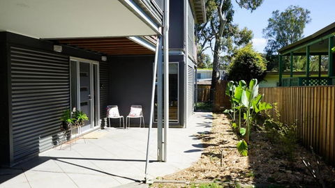 Barefoot At Berrara - Hobart Tourism 2
