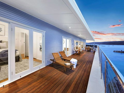 Barrenjoey Beach House - Hobart Tourism 0