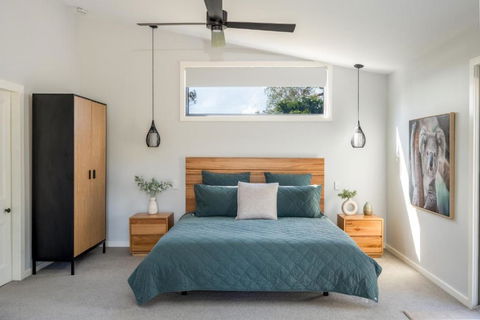 Barrington Riverside Cottages - Hobart Tourism 1
