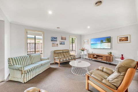 Barwon Heads Beach Break - Hobart Tourism 0