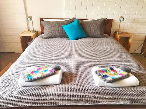 Base Guest House - Hobart Tourism 4