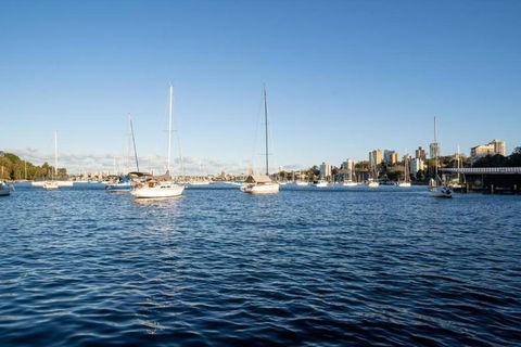 Bay Court I - Spacious Studio Next To Hayes Beach - Hobart Tourism 3