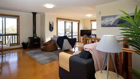 Bay Life - Relax, Unwind Andeexperience Coffin Bay Life At Its Best! - Hobart Tourism 2