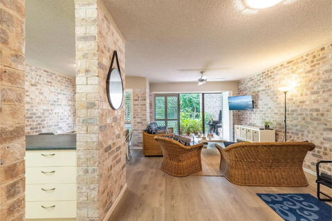 Bay Parklands 39 2 Gowrie Ave Close To Waters Edge - Hobart Tourism 3