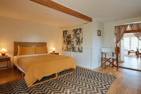 BAY PROPERTIES . The Sailors Bungalow - Tourism TAS 1