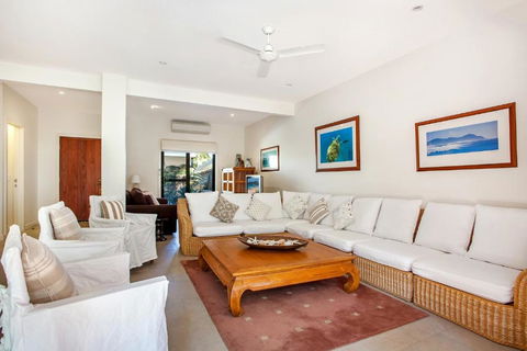 Bayvilla 3 @ Belongil Beach - Hobart Tourism 2