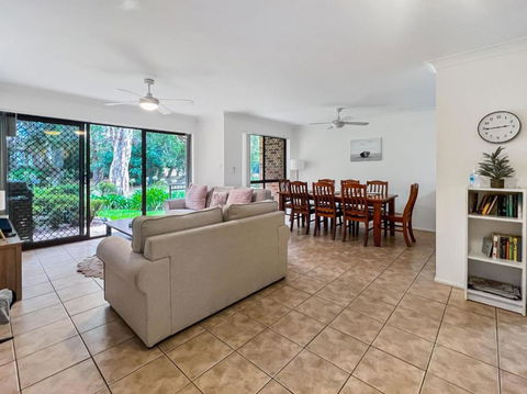 Bay Parklands Unit 59 2 Gowrie Avenue - Hobart Tourism 3