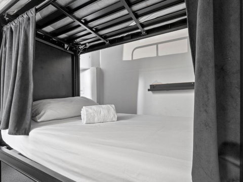 AZZURO POD HOTEL - Potts Point - Tourism TAS 1