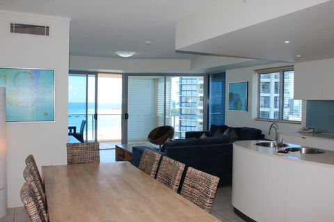 Blue C Coolangatta - Hobart Tourism 32