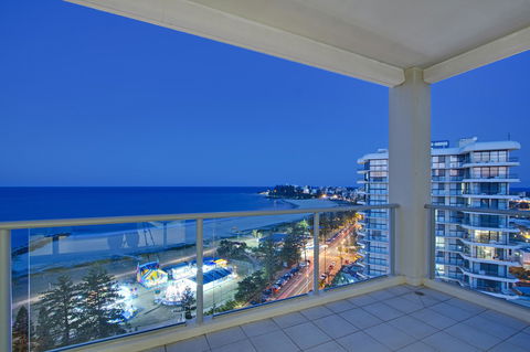 Blue C Coolangatta - Hobart Tourism 1