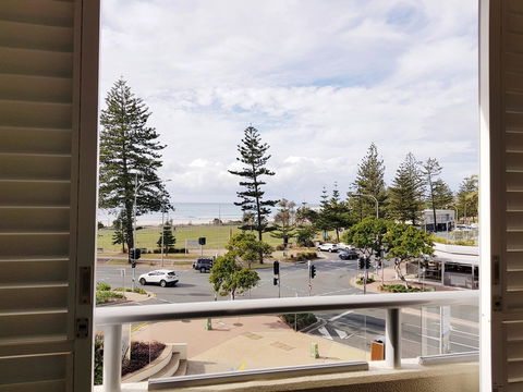 Blue C Coolangatta - Hobart Tourism 5