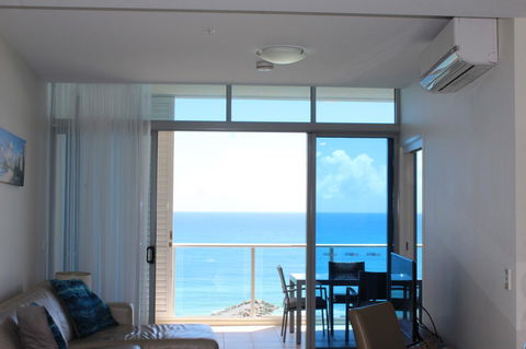 Blue C Coolangatta - Hobart Tourism 30