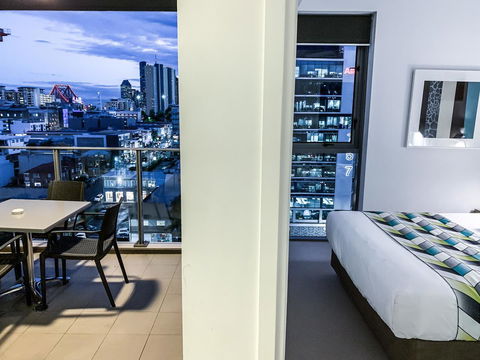 M&A Apartments - Tourism TAS 23