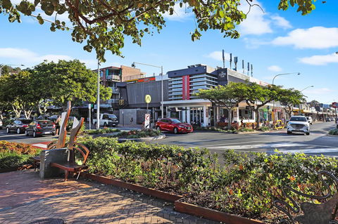 Pacific Regis Beachfront Holiday Apartments - Hobart Tourism 16