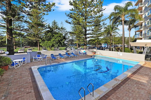 Pacific Regis Beachfront Holiday Apartments - Hobart Tourism 4