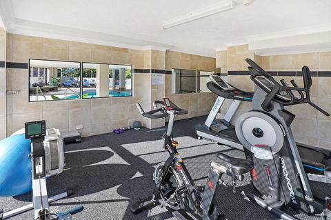Pacific Regis Beachfront Holiday Apartments - Hobart Tourism 8