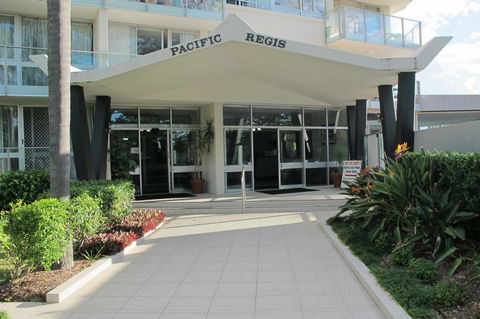 Pacific Regis Beachfront Holiday Apartments - Hobart Tourism 10