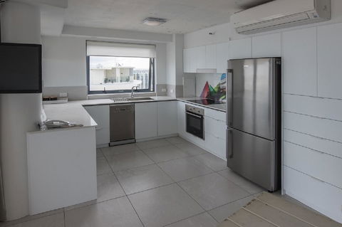 Centrepoint Apartments Caloundra - Hobart Tourism 11