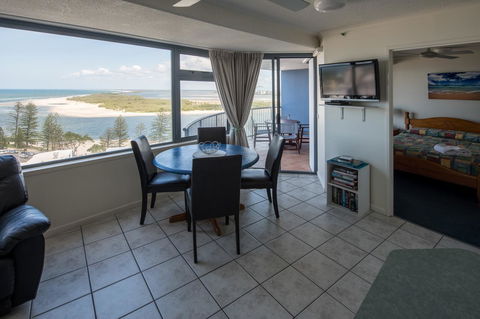 Centrepoint Apartments Caloundra - Hobart Tourism 31