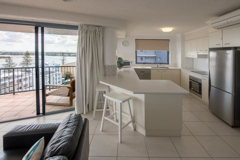 Centrepoint Apartments Caloundra - Hobart Tourism 8