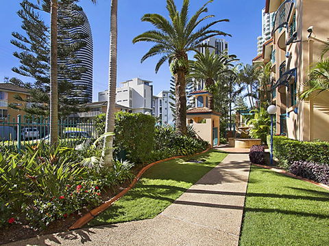 Aruba Surf Resort - Hobart Tourism 7