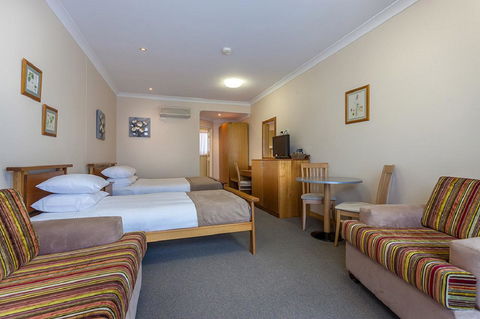 Eastgate On The Range Motel - Hobart Tourism 6