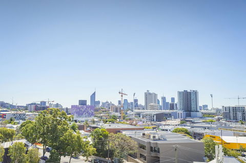 Eastwood Apartments - Hobart Tourism 11
