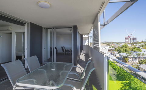 Eastwood Apartments - Hobart Tourism 12