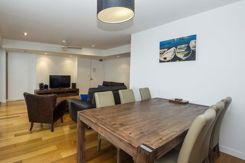 Maggies Beachfront Apartment 13 - Tourism TAS 8