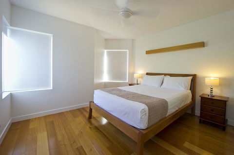 Maggies Beachfront Apartment 13 - Tourism TAS 12