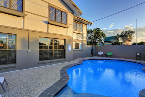 Chalet Motor Inn - Tourism TAS 2