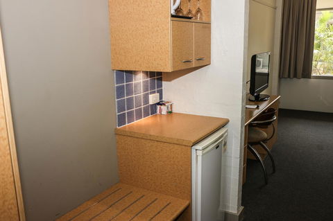 Salisbury Hotel Motel - Hobart Tourism 14