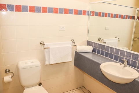 Salisbury Hotel Motel - Hobart Tourism 12