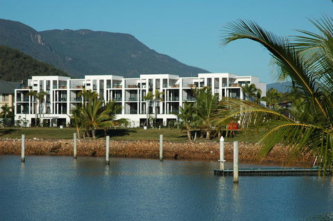 Hinchinbrook Holiday Apartments - Tourism TAS 40
