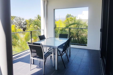 Hinchinbrook Holiday Apartments - Tourism TAS 1